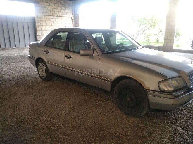 Mercedes C 230 1997, 372,247 km - 2.3 l - Bakı