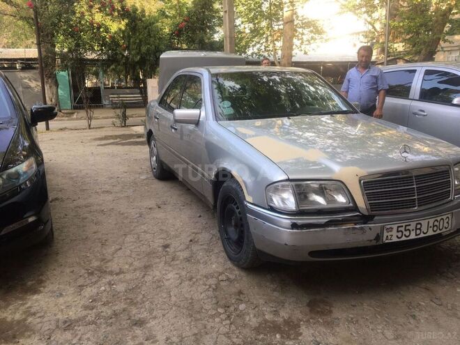 Mercedes C 230 1997, 372,247 km - 2.3 l - Bakı
