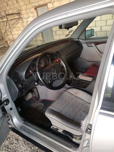 Mercedes C 230 1997, 372,247 km - 2.3 l - Bakı
