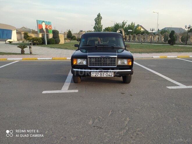 LADA (VAZ) 2107 2010, 680,000 km - 1.6 l - Saatlı