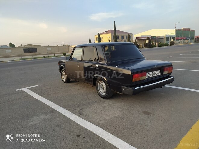 LADA (VAZ) 2107 2010, 680,000 km - 1.6 l - Saatlı