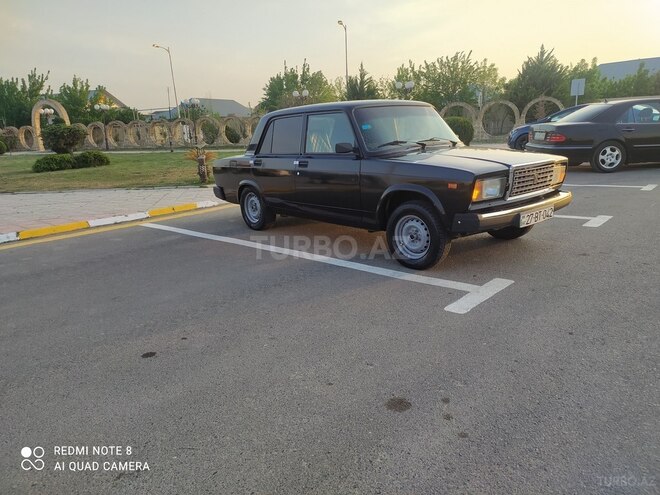 LADA (VAZ) 2107 2010, 680,000 km - 1.6 l - Saatlı