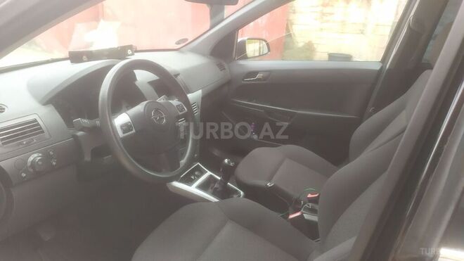 Opel Astra 2009, 151,000 km - 1.4 l - Bakı