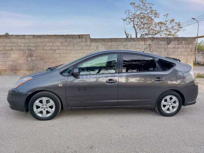 Toyota Prius 2009, 180,000 km - 1.5 л - Bakı