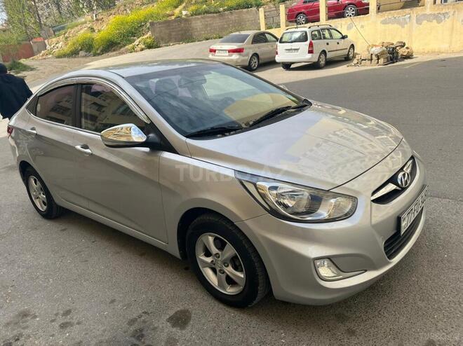 Hyundai Accent 2011, 231,000 km - 1.6 l - Bakı