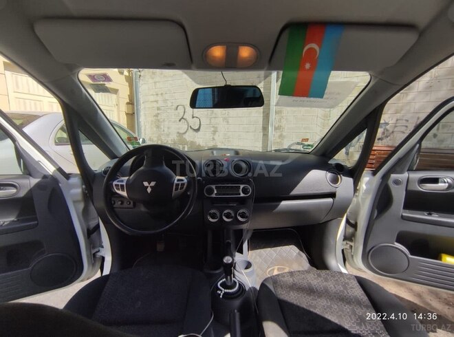 Mitsubishi  2011, 150,000 km - 1.3 l - Bakı