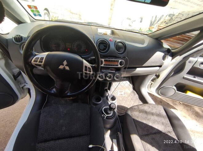 Mitsubishi  2011, 150,000 km - 1.3 l - Bakı