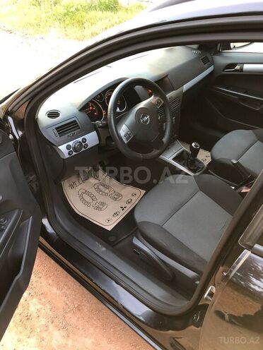 Opel Astra 2006, 170,000 km - 1.3 л - Bakı