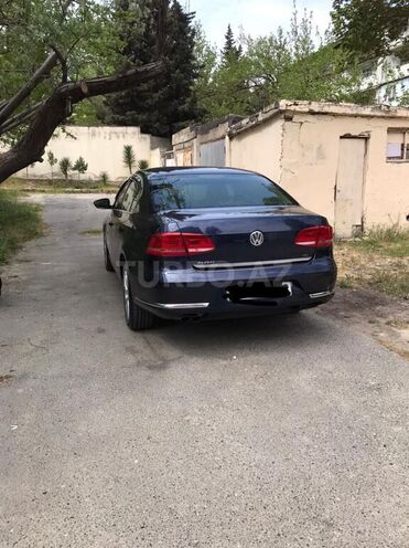 Volkswagen Passat 2013, 180,000 km - 1.8 l - Bakı