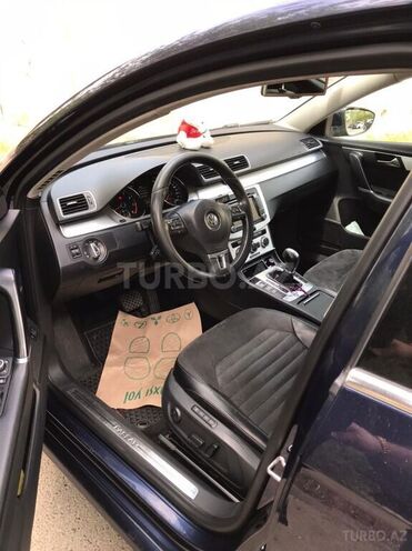 Volkswagen Passat 2013, 180,000 km - 1.8 l - Bakı