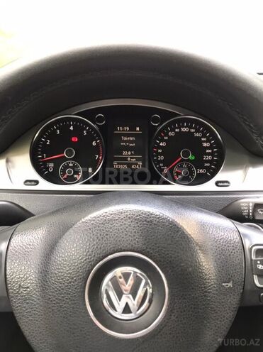 Volkswagen Passat 2013, 180,000 km - 1.8 l - Bakı