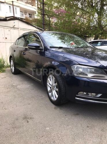 Volkswagen Passat 2013, 180,000 km - 1.8 l - Bakı