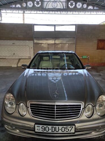 Mercedes E 240 2004, 158,600 km - 2.6 л - Şəmkir