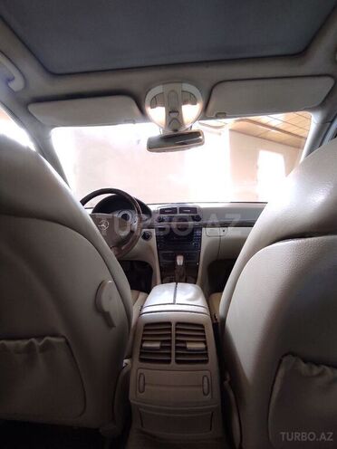 Mercedes E 240 2004, 158,600 km - 2.6 л - Şəmkir