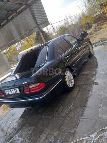 Mercedes E 220 2000, 345,000 km - 2.2 l - Bakı