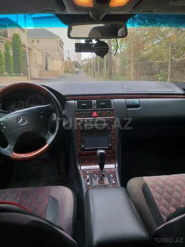 Mercedes E 220 2000, 345,000 km - 2.2 l - Bakı