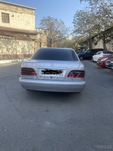 Mercedes E 290 1998, 351,000 km - 2.9 l - Bakı