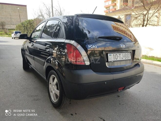 Kia Rio 2006, 260,000 km - 1.5 l - Bakı