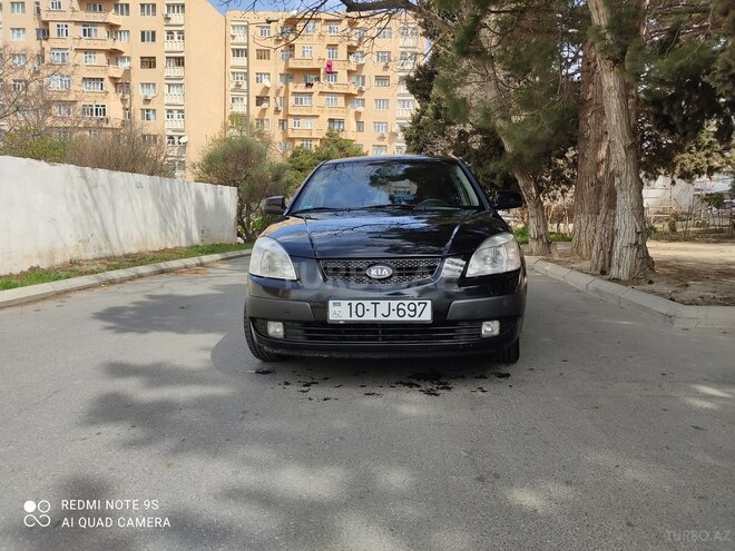 Kia Rio 2006, 260,000 km - 1.5 l - Bakı