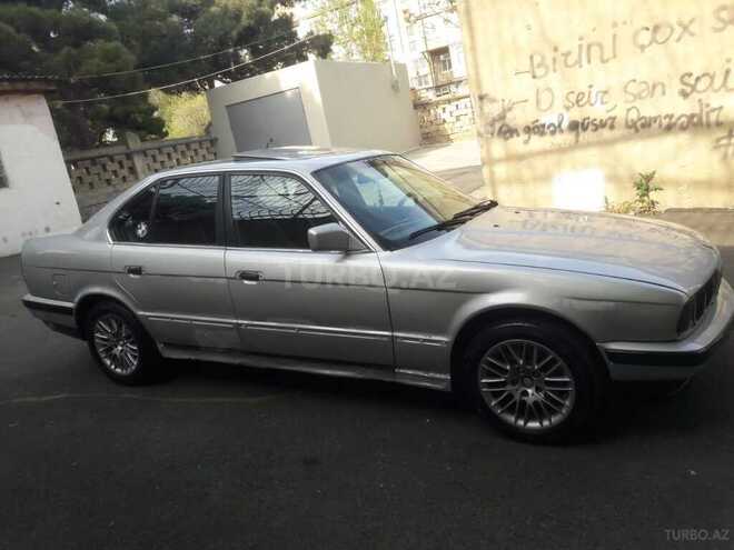 BMW 520 1990, 260,000 km - 2.0 l - Bakı