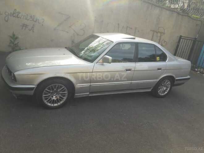 BMW 520 1990, 260,000 km - 2.0 l - Bakı
