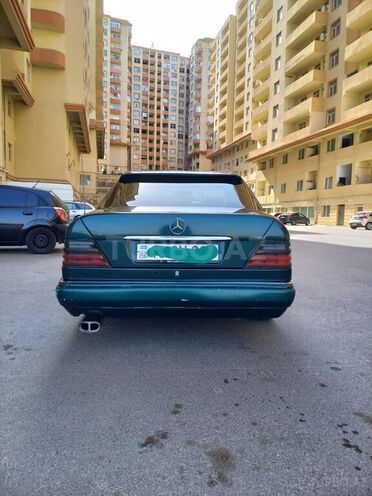 Mercedes E 300 1994, 321,456 km - 3.0 l - Bakı