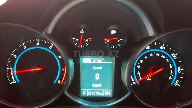Chevrolet Cruze 2013, 261,100 km - 1.4 л - Bakı