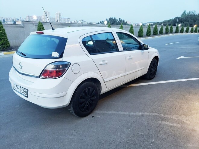 Opel Astra 2009, 153,600 km - 1.4 l - Bakı