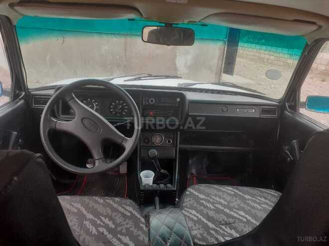 LADA (VAZ) 2107 2004, 100,000 km - 1.6 l - Salyan