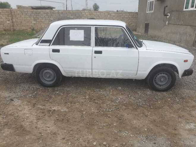 LADA (VAZ) 2107 2004, 100,000 km - 1.6 l - Salyan
