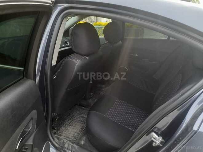 Chevrolet Cruze 2013, 266,429 km - 1.4 l - Neftçala