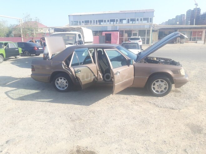 Mercedes E 300 1994, 345,623 km - 3.0 л - Bakı