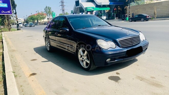 Mercedes C 200 2000, 270,000 km - 2.0 л - Gəncə