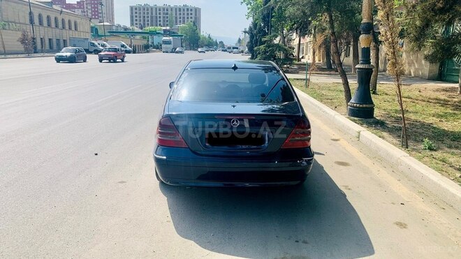 Mercedes C 200 2000, 270,000 km - 2.0 л - Gəncə