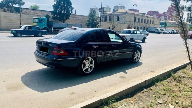 Mercedes C 200 2000, 270,000 km - 2.0 л - Gəncə