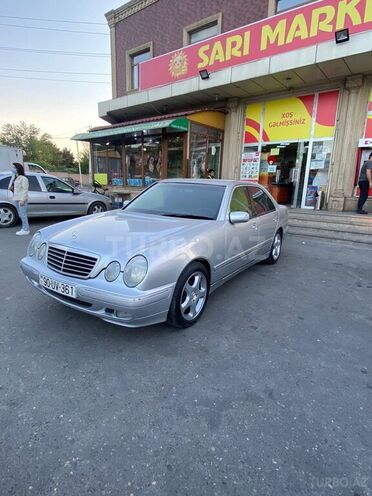 Mercedes E 270 1999, 383,300 km - 2.7 l - Bakı