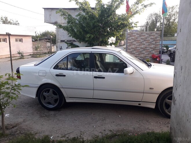 Mercedes C 180 1997, 210,000 km - 1.8 л - Sumqayıt