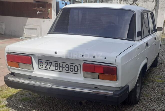 LADA (VAZ) 2107 2009, 170,000 km - 1.6 l - Astara