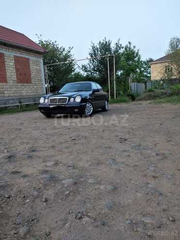 Mercedes E 240 1998, 25,000 km - 2.4 l - Bakı