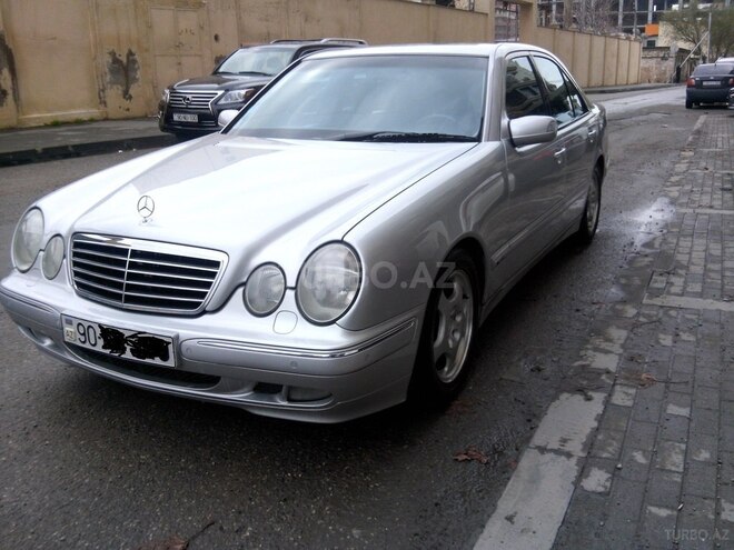 Mercedes E 240 1999, 225,988 km - 2.4 l - Bakı
