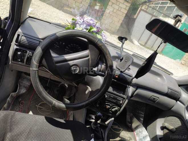 Opel Astra 1994, 144,000 km - 1.4 l - Quba