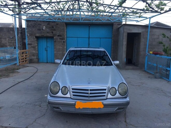 Mercedes E 280 1997, 245,236 km - 2.8 l - Bakı