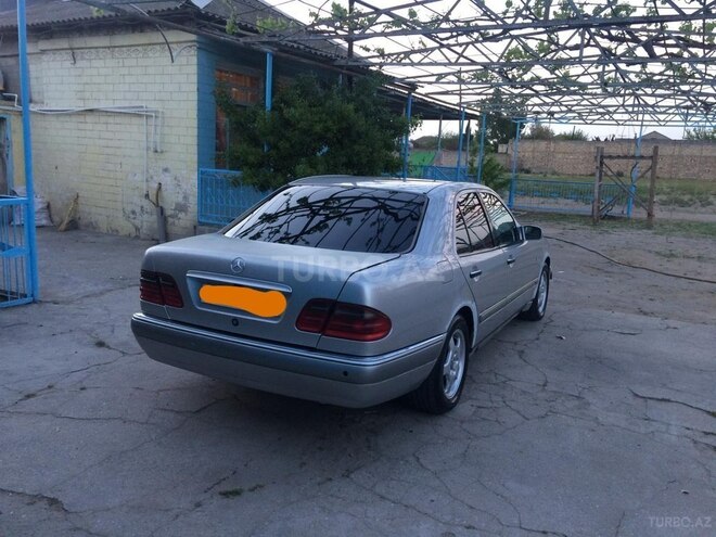 Mercedes E 280 1997, 245,236 km - 2.8 l - Bakı