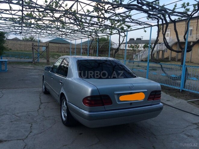 Mercedes E 280 1997, 245,236 km - 2.8 l - Bakı