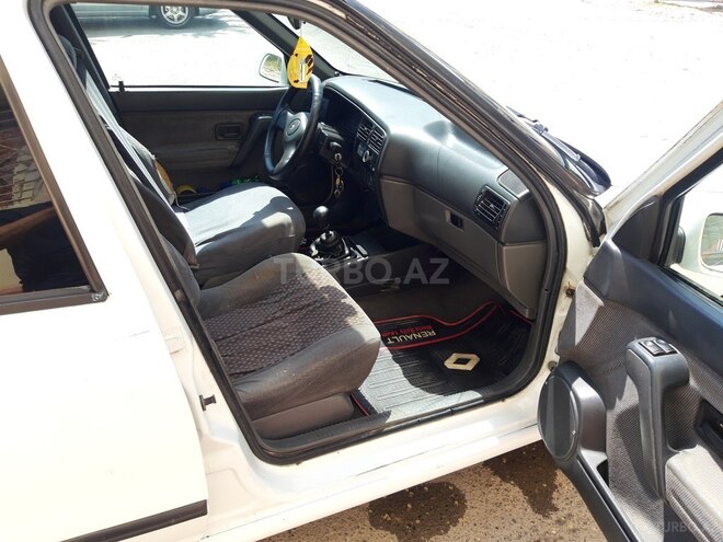 Renault 19 1994, 300,000 km - 1.8 l - Bakı