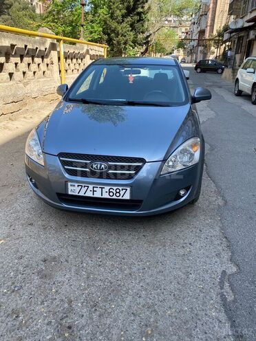 Kia Ceed 2007, 285,000 km - 1.6 l - Bakı