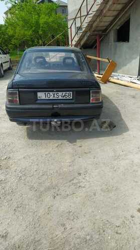 Opel Vectra 1994, 220,000 km - 1.7 l - Bakı