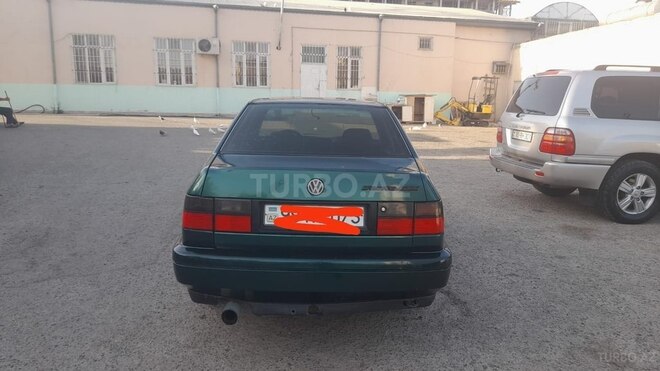 Volkswagen Vento 1996, 250,000 km - 1.8 l - Bakı