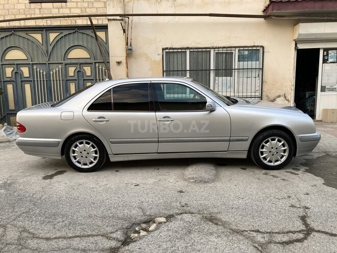Mercedes E 240 2001, 378,000 km - 2.6 l - Ağdaş