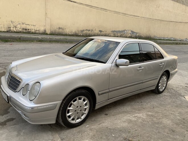 Mercedes E 240 2001, 378,000 km - 2.6 l - Ağdaş